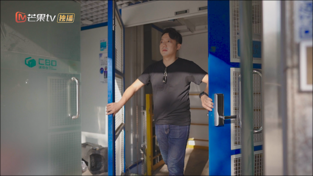 “80后”青年帮助社区居民储存爱与回忆，《我们都是追梦人》走进创业者曹肇棆(图1)